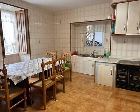 Casa De Aldea Cerca De - Minortos *