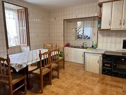 Casa De Aldea Cerca De - Minortos *
